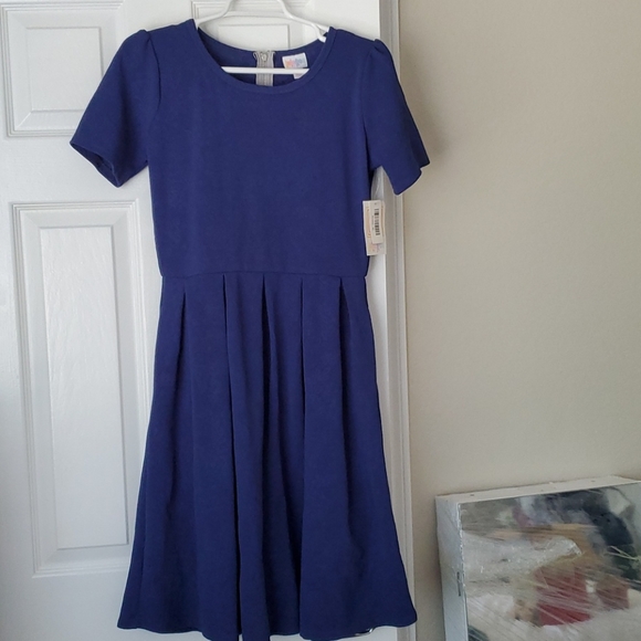 NWT LuLaRoe Amelia SIZE M - Picture 2 of 5